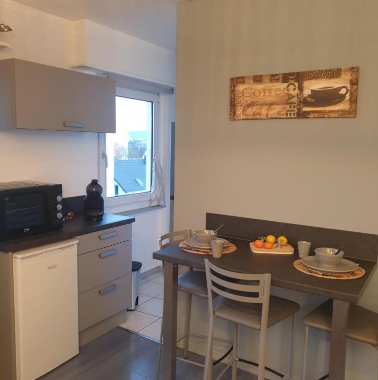 Cosy F2 Basel Saint-Louis Lägenhet Exteriör bild